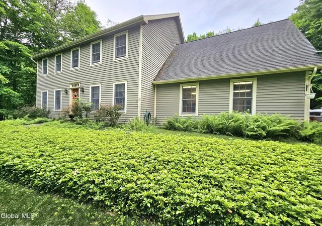 Photo 3 of Sale Pending at 7 Pond Holw Rd, Averill Park, NY 12018 | MLS# 202620681 | Listing updated on 2026-07-16