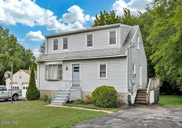 Homes for sale in Colonie, NY | 162 Consaul Rd, Colonie, NY 12205 | MLS# 202620507
