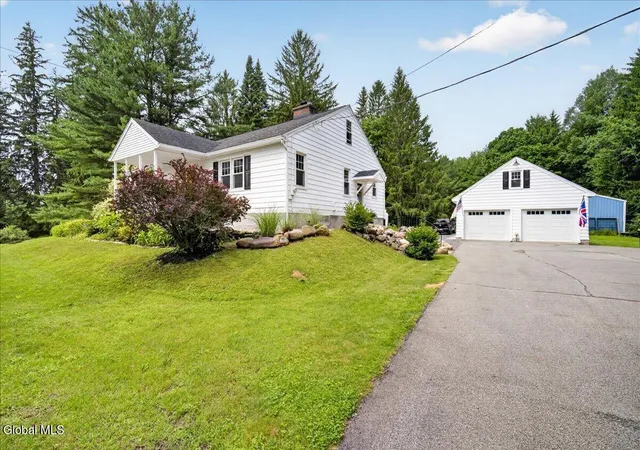2nd image of 723 Swaggertown Rd, Schenectady, NY 12302 | MLS# 202620633