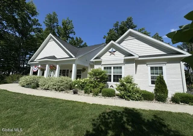 2nd image of 1410 Cosgrove Dr, Schenectady, NY 12302 | MLS# 202620568