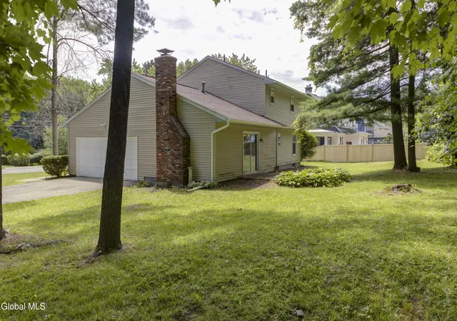 Homes for sale in Niskayuna, NY | 949 Morgan Ave, Niskayuna, NY 12309 | MLS# 202620559