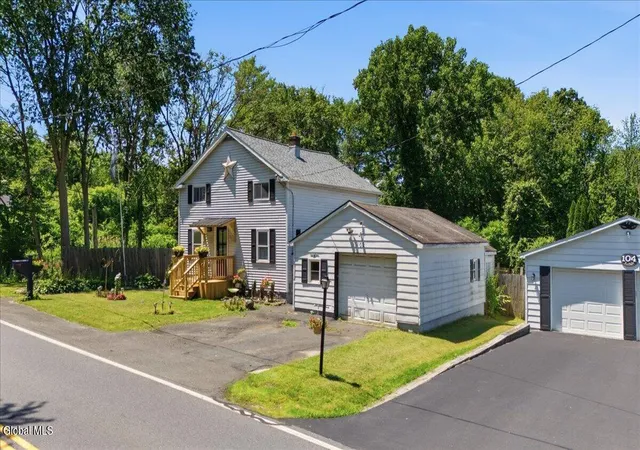 37th image of 102 Stone Quarry Rd, Halfmoon, NY 12065 | MLS# 202620839