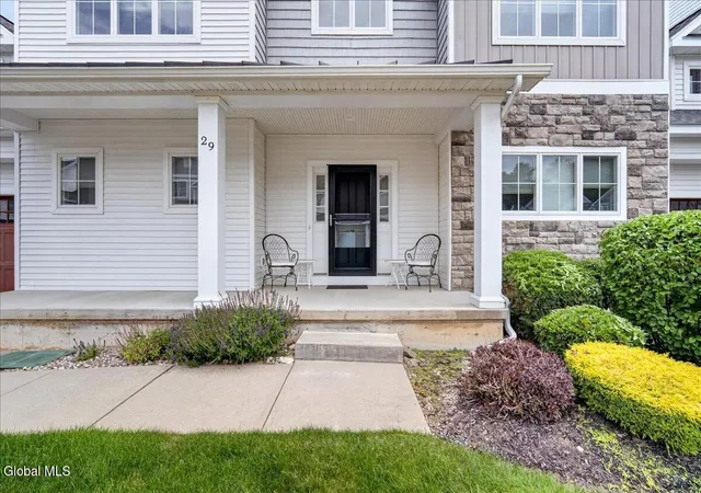 4th image of 29 Mulberry Dr, Colonie, NY 12205 | MLS# 202621544