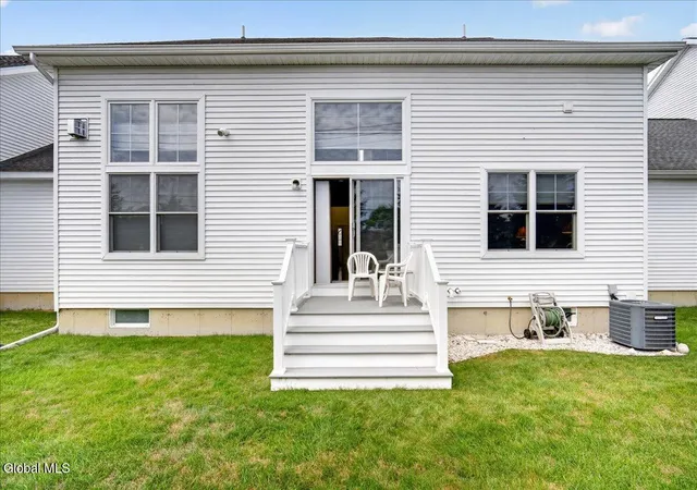 5th image of 29 Mulberry Dr, Colonie, NY 12205 | MLS# 202621544
