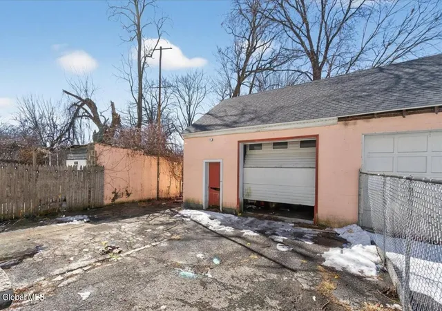 30th image of 912 914 Cutler St, Schenectady, NY 12303 | MLS# 202620759