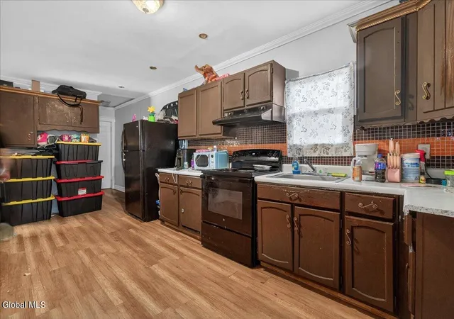 5th image of 912-914 Cutler St, Schenectady, NY 12303 | MLS# 202620759