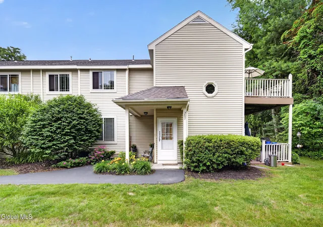 23rd image of 202 Burgoyne Dr #202, Halfmoon, NY 12065 | MLS# 202620597