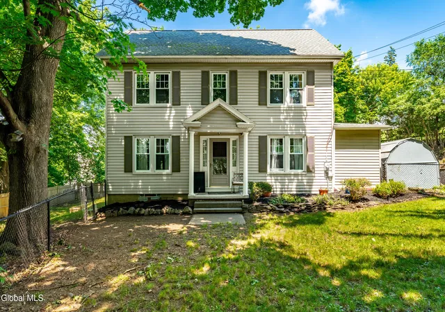 Homes for sale in Niskayuna, NY | 1117 Balltown Rd, Niskayuna, NY 12309 | MLS# 202620725