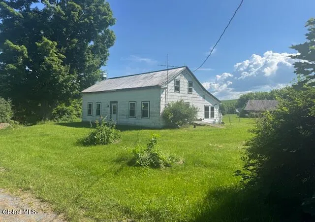 Homes for sale in Hoosick Falls, NY | 25 William Cipperly Rd, Hoosick Falls, NY 12090 | MLS# 202620777