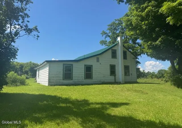 Homes for sale in Hoosick Falls, NY | 25 William Cipperly Rd, Hoosick Falls, NY 12090 | MLS# 202620777