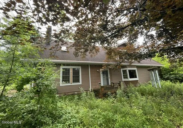 Homes for sale in North Greenbush, NY | 12 Brackwyck Dr, North Greenbush, NY 12144 | MLS# 202620669