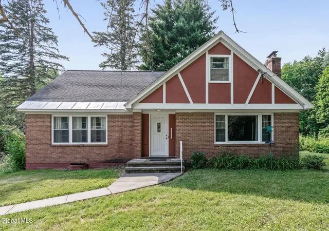 Photo 1 of Sale Pending at 1079 Winne Rd, Schenectady, NY 12309 | MLS# 202621660 | Listing updated on 2026-07-21