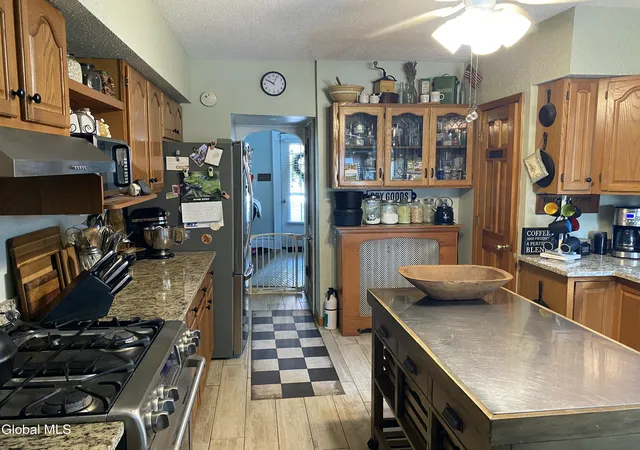 Homes for sale in Amsterdam, NY | 191 Brookside Ave, Amsterdam, NY 12010 | MLS# 202620830