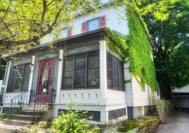 Homes for sale in Troy, NY | 14 Bleeker Ave, Troy, NY 12180 | MLS# 202620928