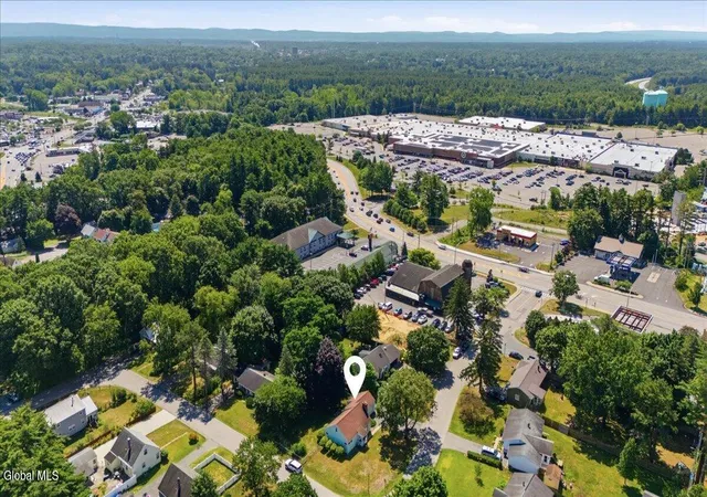 15th image of 6 Carlton Dr, Queensbury, NY 12804 | MLS# 202621666