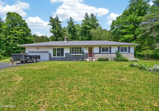 Homes for sale in Schodack, NY | 108 Palmer Rd, Schodack, NY 12061 | MLS# 202620752