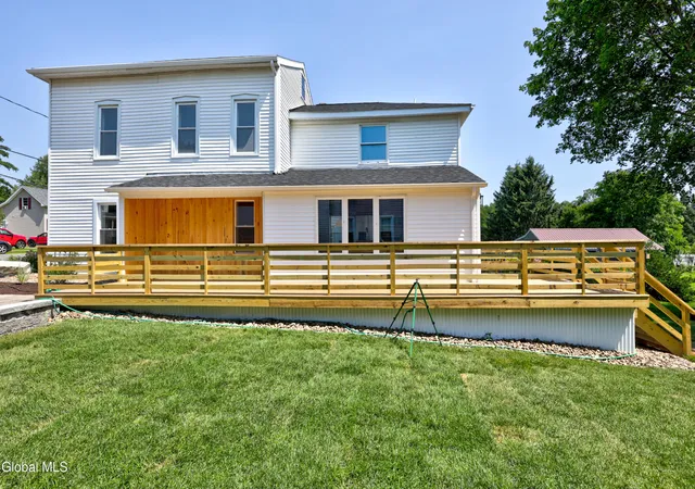 4th image of 18 Chestnut St, Schuylerville, NY 12871 | MLS# 202621126