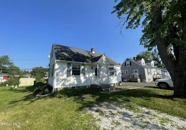 3rd image of 32 Park Ave, Latham, NY 12110 | MLS# 202620883