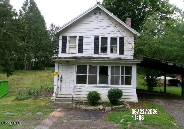 Homes for sale in Hoosick, NY | 291 Eagle Bridge Rd, Hoosick, NY 12057 | MLS# 202620811