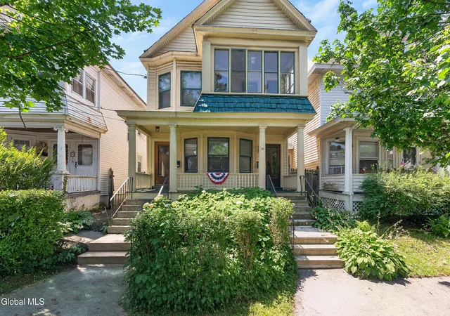 Photo 3 of Sale Pending at 28 Kent St, Albany, NY 12206 | MLS# 202621555 | Listing updated on 2026-07-16