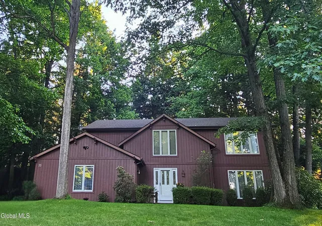 Homes for sale in Glenville, NY | 35 Via Maria Dr, Glenville, NY 12302 | MLS# 202621120