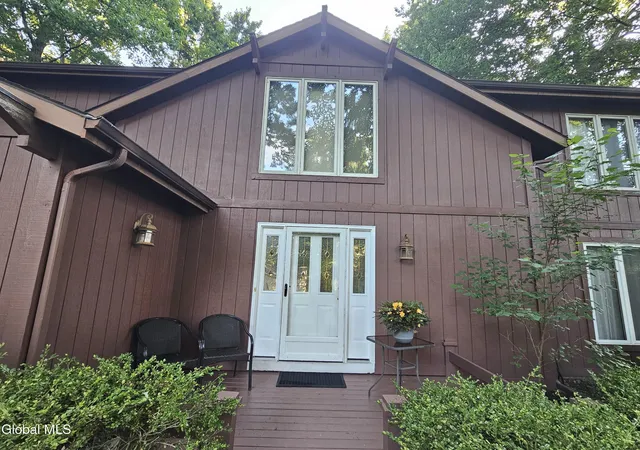 Homes for sale in Glenville, NY | 35 Via Maria Dr, Glenville, NY 12302 | MLS# 202621120