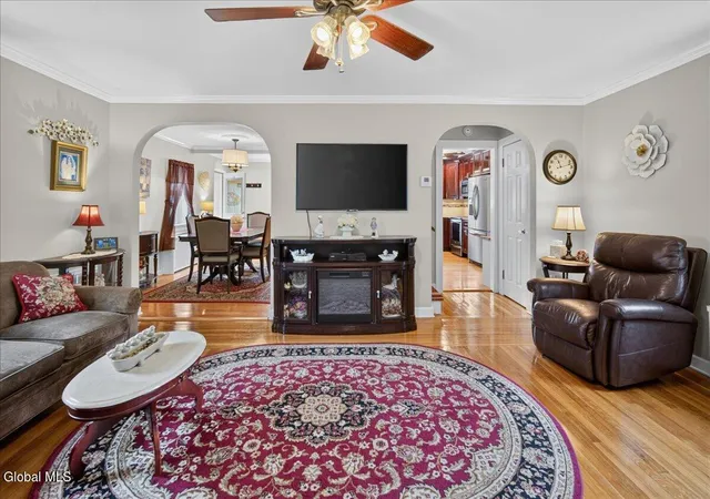 Photo 2 of Sale Pending at 2047 Cedarlawn Ave, Schenectady, NY 12306 | MLS# 202620884 | Listing updated on 2026-07-08