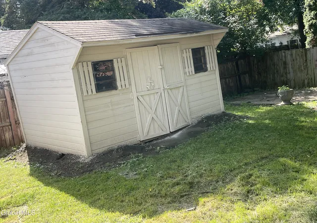 3rd image of 60 Woodlawn St, Rotterdam, NY 12306 | MLS# 202620949