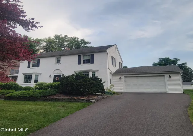 Homes for sale in East Greenbush, NY | 41 Berkshire Dr, East Greenbush, NY 12061 | MLS# 202620885
