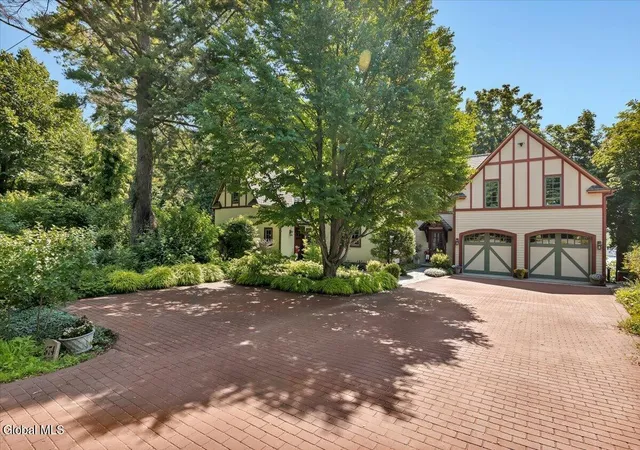 5th image of 674 Crescent Ave, Saratoga Springs, NY 12866 | MLS# 202621505