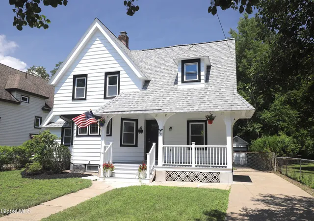 Photo 3 of Sale Pending at 2137 Campbell Ave, Schenectady, NY 12306 | MLS# 202621526 | Listing updated on 2026-07-27