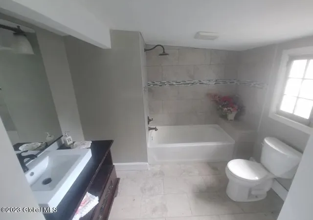 3rd image of 28 North St, Schenectady, NY 12305 | MLS# 202620910
