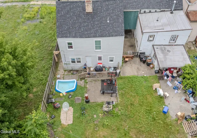 Photo 4 of Sale Pending at 361 Elk St, Albany, NY 12206 | MLS# 202621181 | Listing updated on 2026-09-18