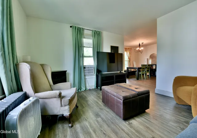 Photo 5 of Single family home for sale at 30 W Decker St, Johnstown, NY 12095 | MLS# 202621171 | Listing updated on 2026-08-01