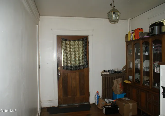 Photo 3 of Single family home for sale at 275 W Lawrence St, Albany, NY 12208 | MLS# 202621325 | Listing updated on 2026-09-17