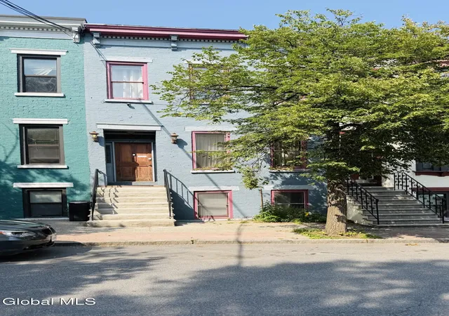 33rd image of 339 Hamilton St, Albany, NY 12210 | MLS# 202621173