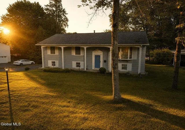 1st image of 19 Shetland Dr, Bethlehem, NY 12054 | MLS# 202620962