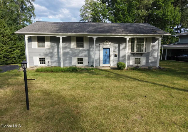 20th image of 19 Shetland Dr, Bethlehem, NY 12054 | MLS# 202620962