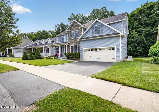 3rd image of 17 Forestbrook Dr, Ballston Lake, NY 12019 | MLS# 202620978