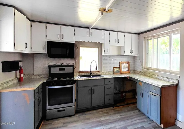 Photo 3 of Single family home for sale at 135 Clauverwie Rd, Middleburgh, NY 12122 | MLS# 202620986 | Listing updated on 2026-09-01