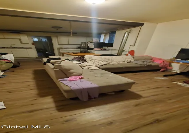 Listing Photo 4 - Condo for sale in building located at 123 Clinton St, Albany, NY 12202