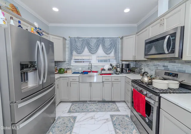 5th image of 22 Elder St, Schenectady, NY 12304 | MLS# 202621008