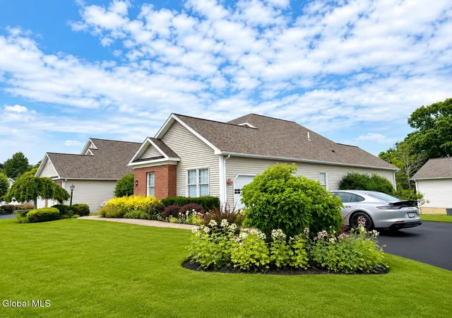 2nd image of 37 Cheshire Wy, Colonie, NY 12211 | MLS# 202621033