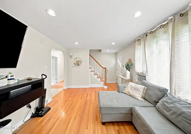 Homes for sale in Schenectady, NY | 1209 Mader St, Schenectady, NY 12308 | MLS# 202621149