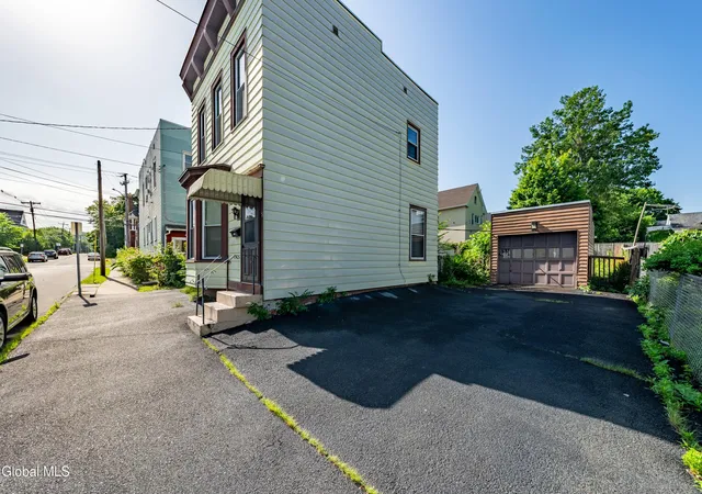 Homes for sale in Troy, NY | 95 Eagle St, Troy, NY 12180 | MLS# 202621017