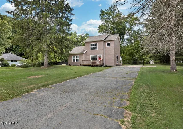 2nd image of 5 Lake Hills Rd, Troy, NY 12180 | MLS# 202621382
