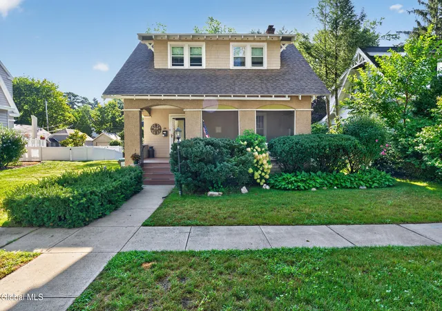 Photo 1 of Sale Pending at 3 Glenwood St, Guilderland, NY 12203 | MLS# 202624790 | Listing updated on 2026-09-02