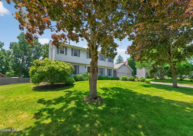 3rd image of 4 Stottle Ln, Schenectady, NY 12302 | MLS# 202621029