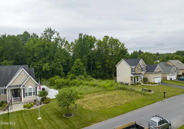 5th image of 208 Steeple Wy, Rotterdam, NY 12306 | MLS# 202621193