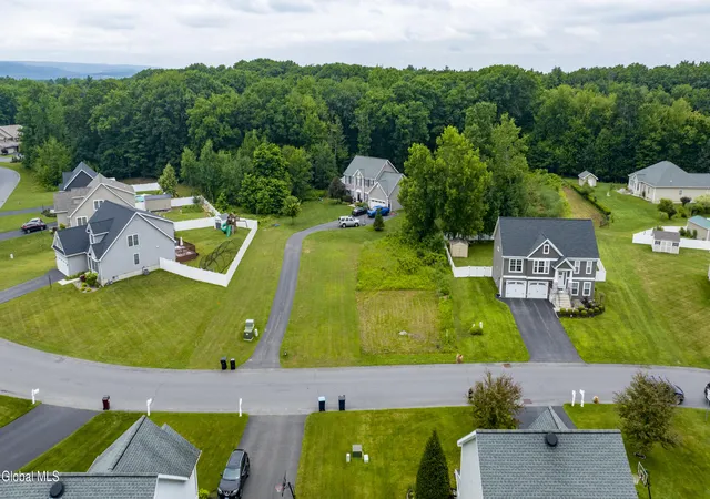 Photo 3 of Sale Pending at 311 Steeple Way, Schenectady, NY 12306 | MLS# 202621196 | Listing updated on 2026-07-17